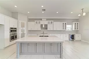 10183 Lilac Mnr Trce, San Antonio, FL 33576 - Photo 12