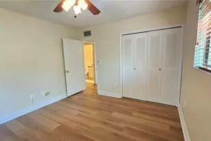 11722 Raintree Lake Ln, Tampa, FL 33617 - Photo 24