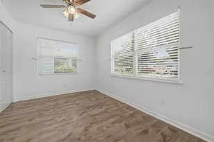 3913 N Lynn Ave, Tampa, FL 33603 - Photo 16