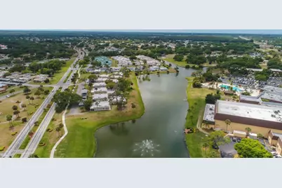 1906 Canterbury Lane #28, Sun City Center, FL 33573 - Photo 48