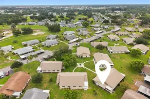 1906 Canterbury Ln, Sun City Center, FL 33573 - Photo 4