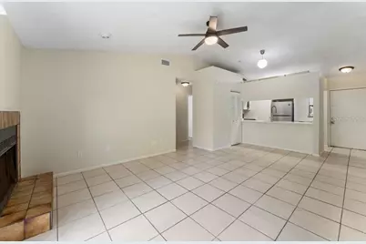 918 Otto Villa Place #9, Tampa, FL 33612 - Photo 8
