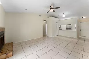 918 Otto Villa Pl, Tampa, FL 33612 - Photo 8