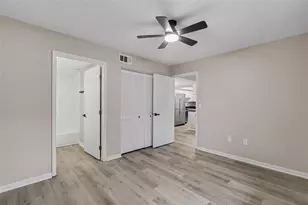 3711 W Iowa Ave, Tampa, FL 33611 - Photo 12