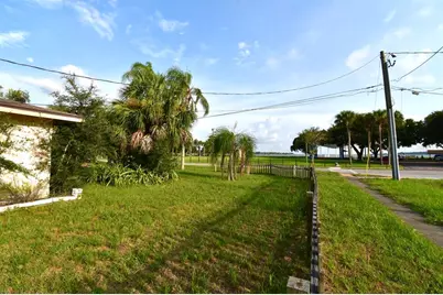 204 Shore Drive W, Oldsmar, FL 34677 - Photo 18