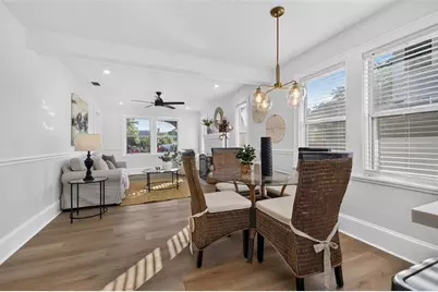 4624 Iris Street N, Saint Petersburg, FL 33714 - Photo 10