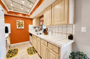 9391 118th Ln, Seminole, FL 33772 - Photo 8
