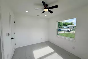 3117 W Leroy St, Tampa, FL 33607 - Photo 30
