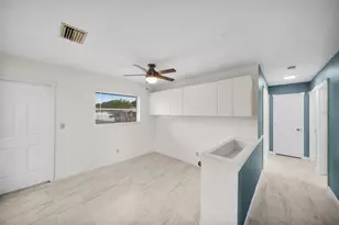 38 Abaco St, Lehigh Acres, FL 33936 - Photo 4