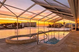 5921 Seabird Dr S, Gulfport, FL 33707 - Photo 4