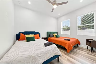 4390 44th Street N, Saint Petersburg, FL 33714 - Photo 20