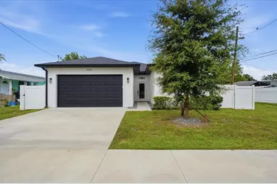 4390 44th Street N, Saint Petersburg, FL 33714 - Photo 1