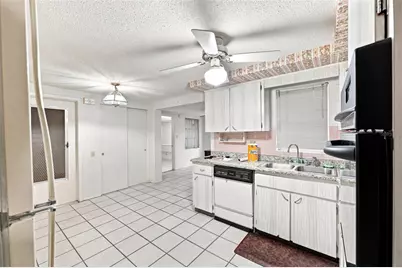 4126 Wiggins Drive, New Port Richey, FL 34652 - Photo 12
