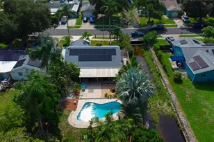 1613 St Catherine Dr E, Dunedin, FL 34698 - Photo 32