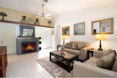 1613 St Catherine Drive E, Dunedin, FL 34698 - Photo 10