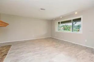 4301 Saltwater Blvd, Tampa, FL 33615 - Photo 10