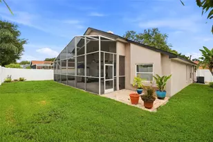 1258 Paradise Lake Dr, Tarpon Springs, FL 34689 - Photo 8