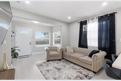 2717 W Cherry Street, Tampa, FL 33607 - Photo 4