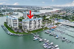 9525 Blind Pass Rd, Saint Petersburg, FL 33706 - Photo 2