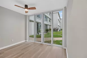 4885 1st St NE, Saint Petersburg, FL 33703 - Photo 10