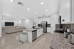 31903 Sapna Chime Dr, Wesley Chapel, FL 33545 - Photo 20