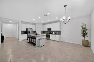 31903 Sapna Chime Dr, Wesley Chapel, FL 33545 - Photo 2