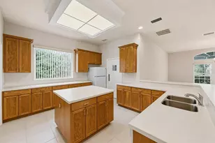 13750 Dowling Ln, Odessa, FL 33556 - Photo 10