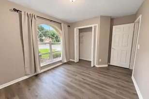28427 Sunvale Pl, Wesley Chapel, FL 33543 - Photo 16