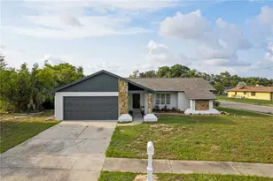 8035 Laurel Vista Loop, Port Richey, FL 34668 - Photo 6