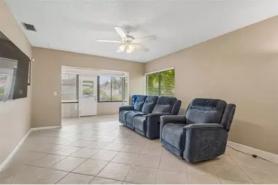 1109 Somerset Circle S, Dunedin, FL 34698 - Photo 8