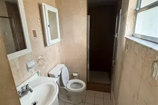 2709 E 122nd Ave, Tampa, FL 33612 - Photo 14