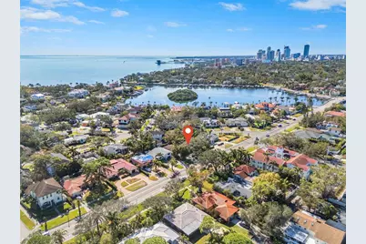 215 Snell Isle Boulevard NE, Saint Petersburg, FL 33704 - Photo 8