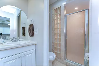 13870 Oakwood Lane #13870, Seminole, FL 33776 - Photo 12