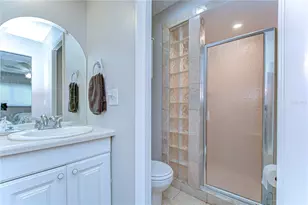 13870 Oakwood Ln, Seminole, FL 33776 - Photo 12