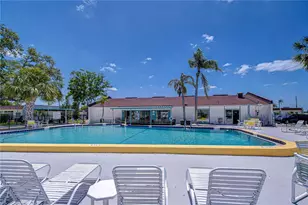 13870 Oakwood Ln, Seminole, FL 33776 - Photo 16