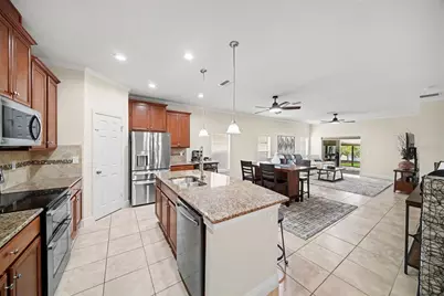 2722 Winglewood Circle, Lutz, FL 33558 - Photo 2