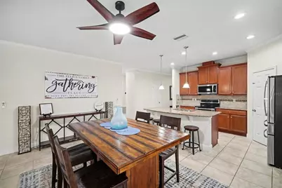 2722 Winglewood Circle, Lutz, FL 33558 - Photo 8