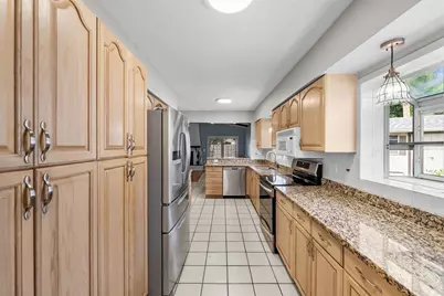 7002 Applewood Court, Tampa, FL 33615 - Photo 16