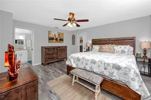 12291 Monarch Cir, Seminole, FL 33772 - Photo 20