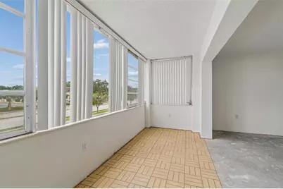 1900 68th Street N #210, Saint Petersburg, FL 33710 - Photo 18