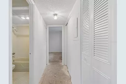1900 68th Street N #210, Saint Petersburg, FL 33710 - Photo 30