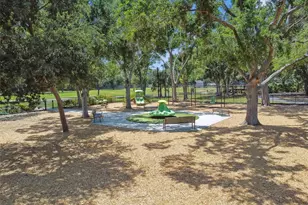 10113 Cannon Dr, Riverview, FL 33578 - Photo 52