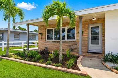 2711 27th Avenue Drive W, Bradenton, FL 34205 - Photo 2