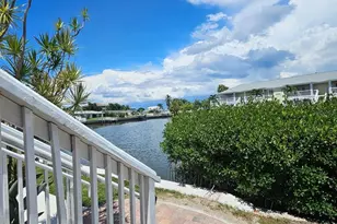 4728 Beach Dr SE, Saint Petersburg, FL 33705 - Photo 18