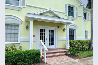 4728 Beach Drive SE #B, Saint Petersburg, FL 33705 - Photo 1