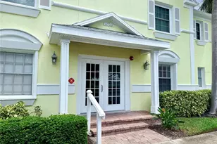 4728 Beach Dr SE, Saint Petersburg, FL 33705 - Photo 1