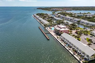 4728 Beach Dr SE, Saint Petersburg, FL 33705 - Photo 40
