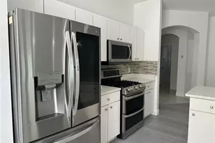 24712 Portofino Dr, Lutz, FL 33559 - Photo 12