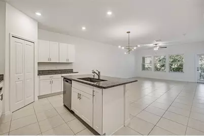 4607 Tuscan Loon Drive, Tampa, FL 33619 - Photo 10