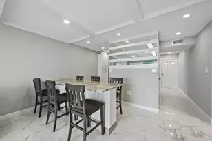 6061 2nd St E, Saint Petersburg, FL 33706 - Photo 10